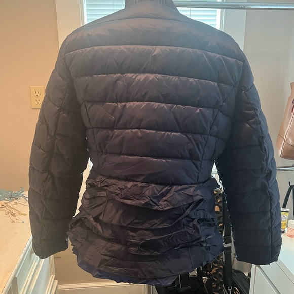 Tahari jacket never worn - Picture 4 of 4